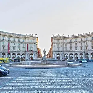 44 Nel Centro Di Via Nazionale Appartement